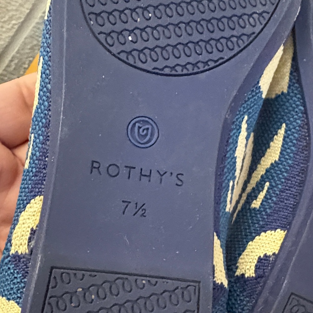 Rothy's The Flat Moroccan Blue Limited Edition Retired  Women's 7.5 (fits 6.5-7) - Picture 6 of 12